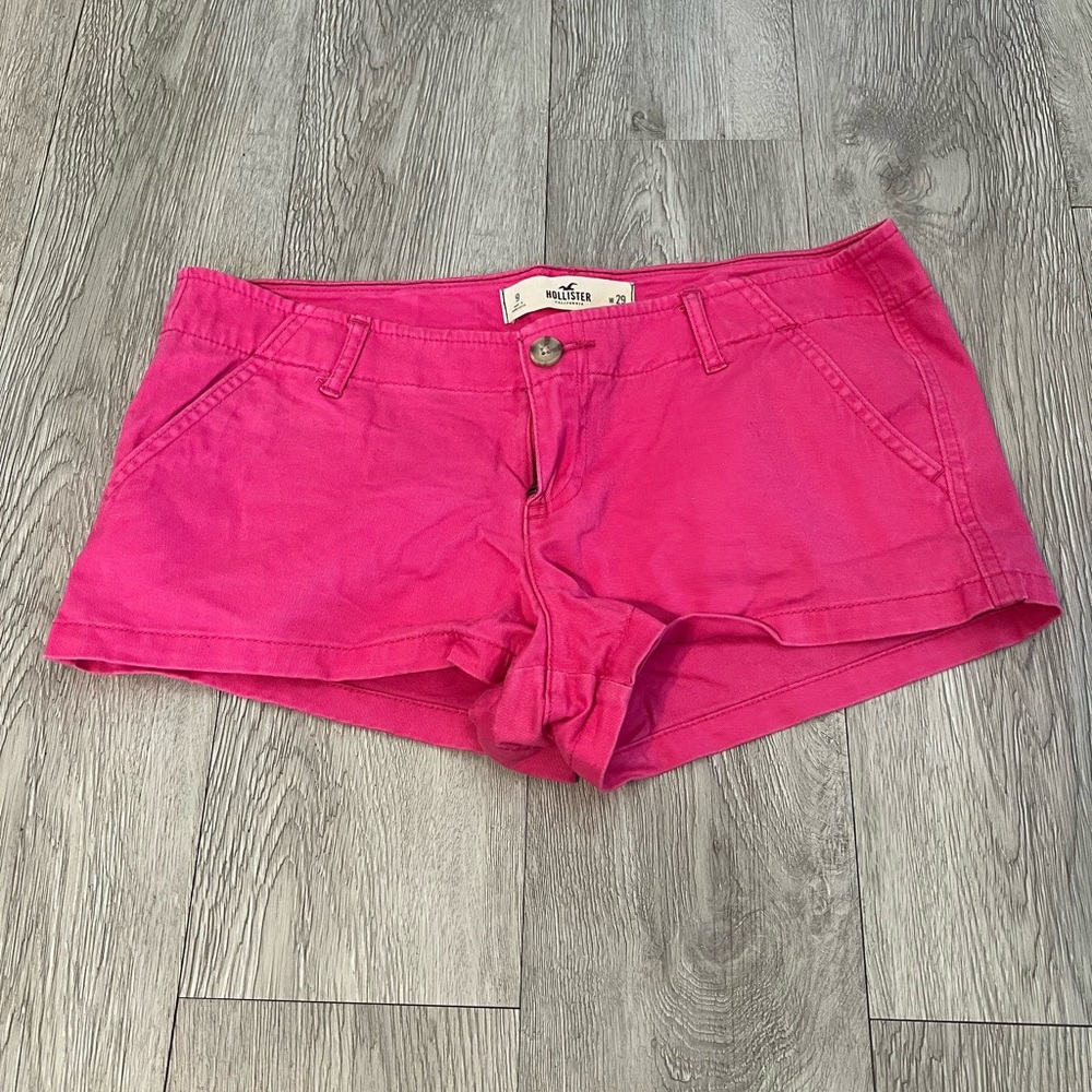Hollister Women's Pink Shorts